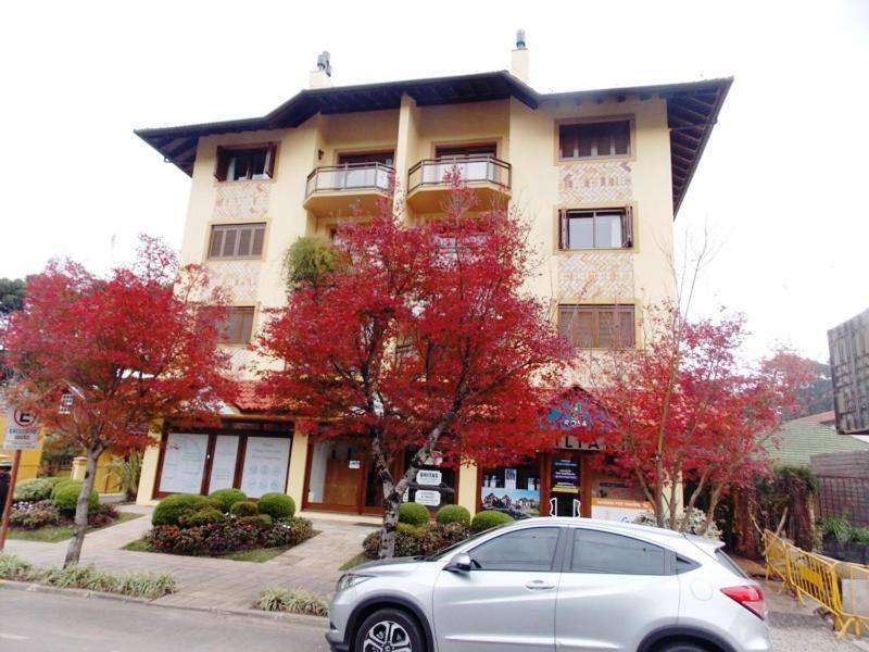 Apartamento Ensolarado No Centro De Gramado Apartment Exterior foto